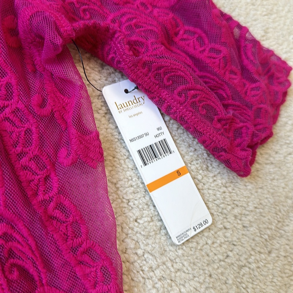 Pink top - Picture 3 of 4